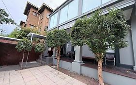 Sixty Two On Grey Serviced Apartments